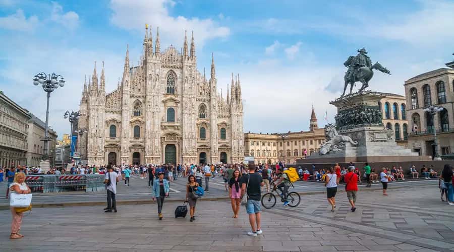 Milan with Swiss Alps